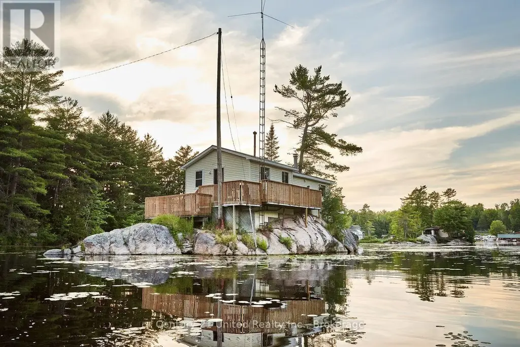 3402 Island 340, Trent Lakes